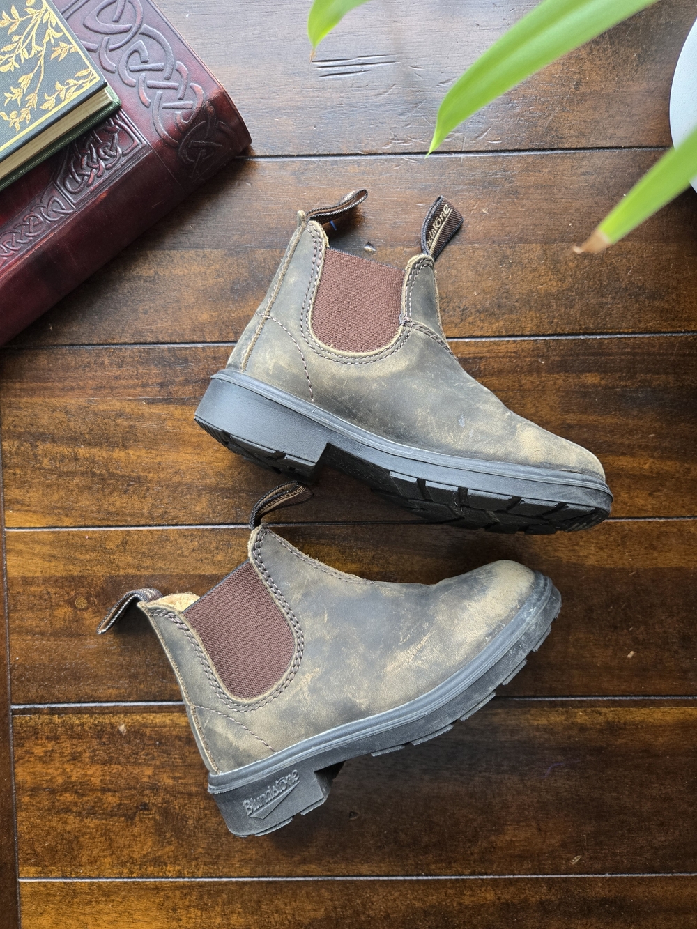 Blundstone Kids' Brown Chelsea Boots